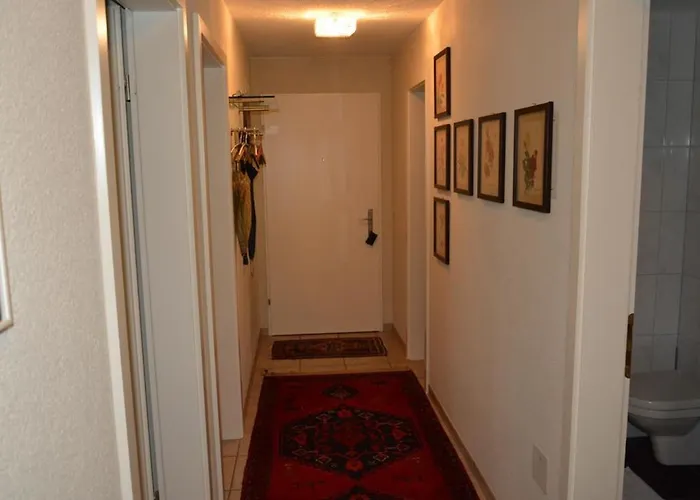 Huebeli - Arm By Interhome Lejlighed *