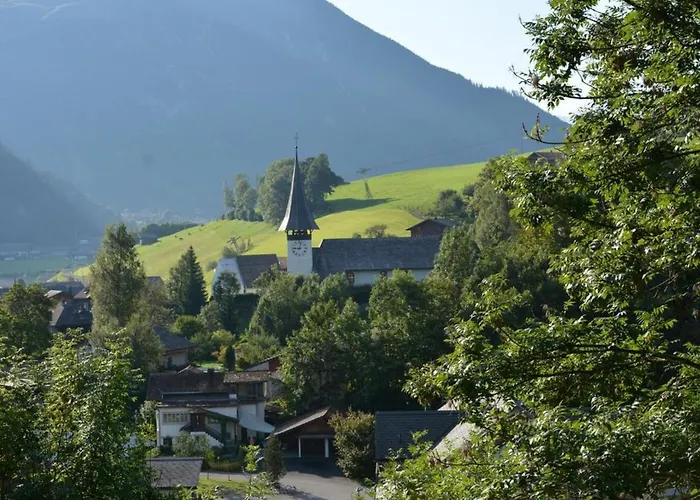 Huebeli - Arm By Interhome Lejlighed Zweisimmen